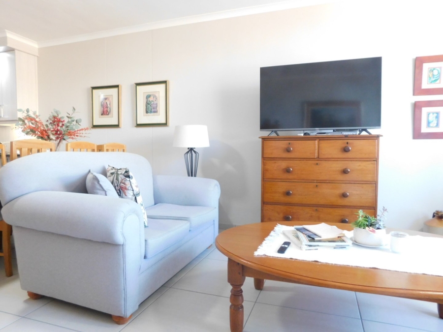 To Let 3 Bedroom Property for Rent in Strand Central Western Cape